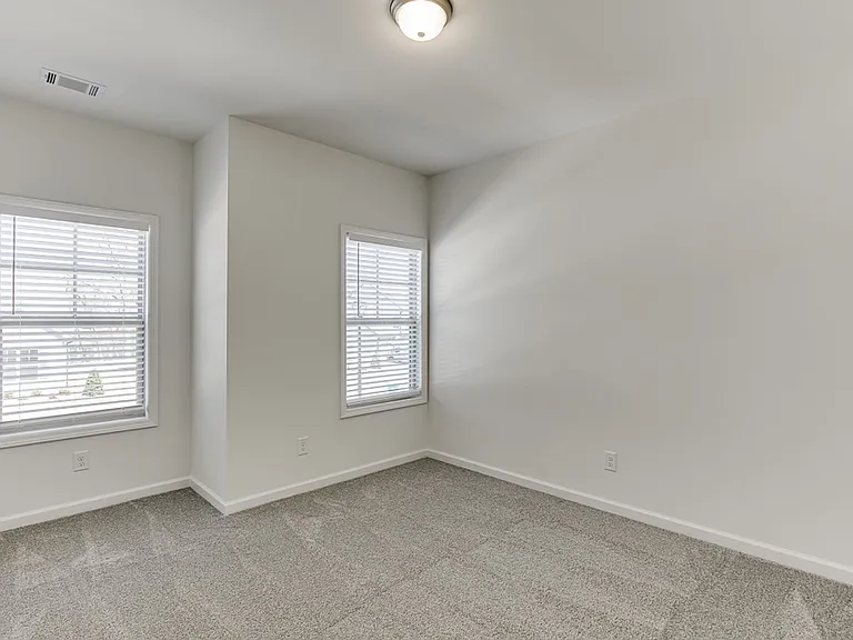 198 Blue Dragon Dr — Photo 22
