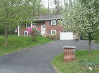 262 E Rock Rd, Allentown, PA 18103