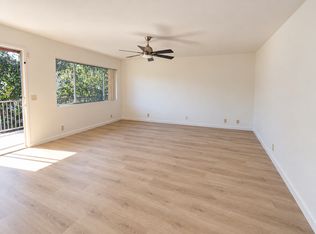 340 S Steckel Dr APT E, Santa Paula, CA 93060