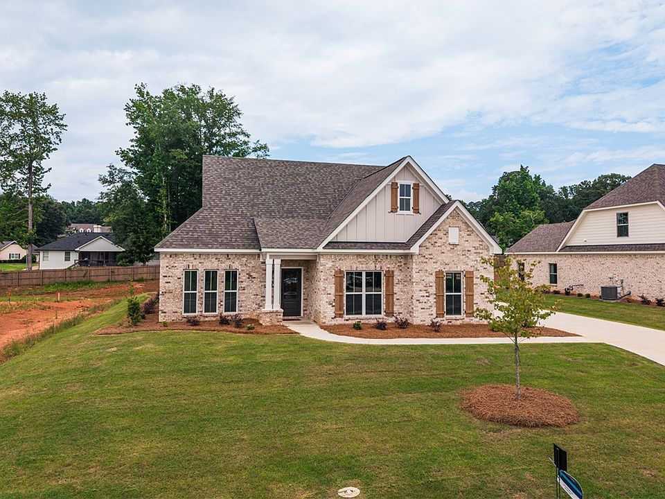 1st image of 1935 Long Leaf Ln