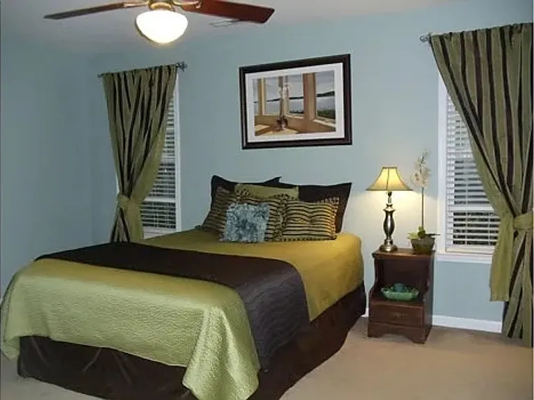 10318 McGoogan Ln — Photo 25