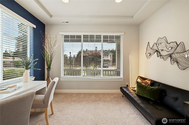 5th image of 6414 SE 5th Place