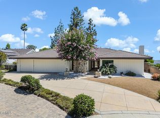 1004 El Vago St, La Canada Flintridge, CA 91011