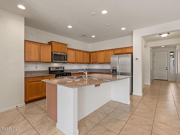 2nd image of 1227 Essex Way