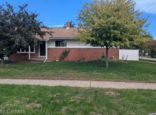 33608 Arrowhead St, Westland, MI 48185