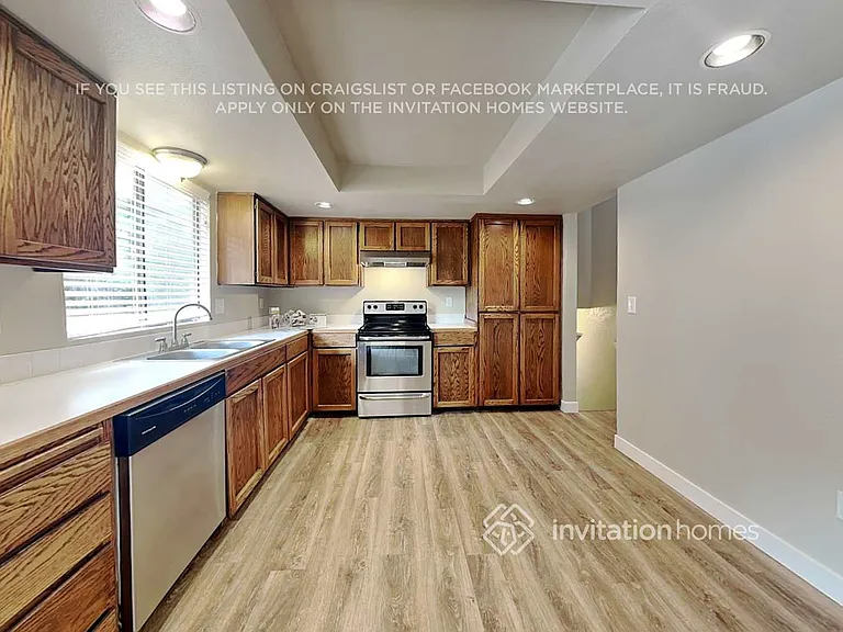 5121 S 302nd Pl — Photo 12