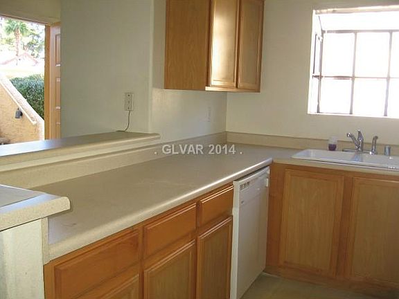 5th image of 2987 Juniper Hills Blvd Unit 102