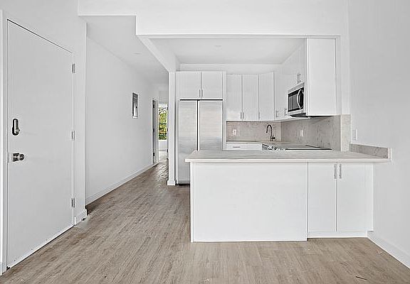 5th image of 358 7th Ave #1