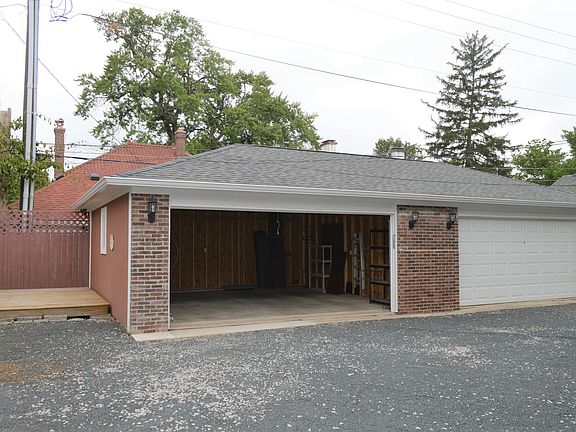 5th image of 5332/5334 N Delaware St
