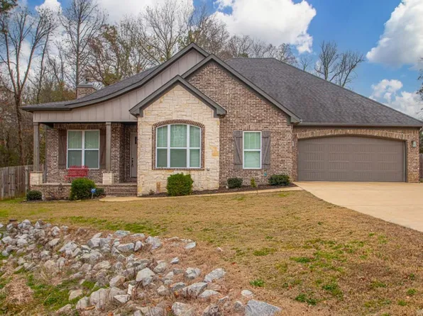 517 Creekside Cv, Bryant, AR 72022