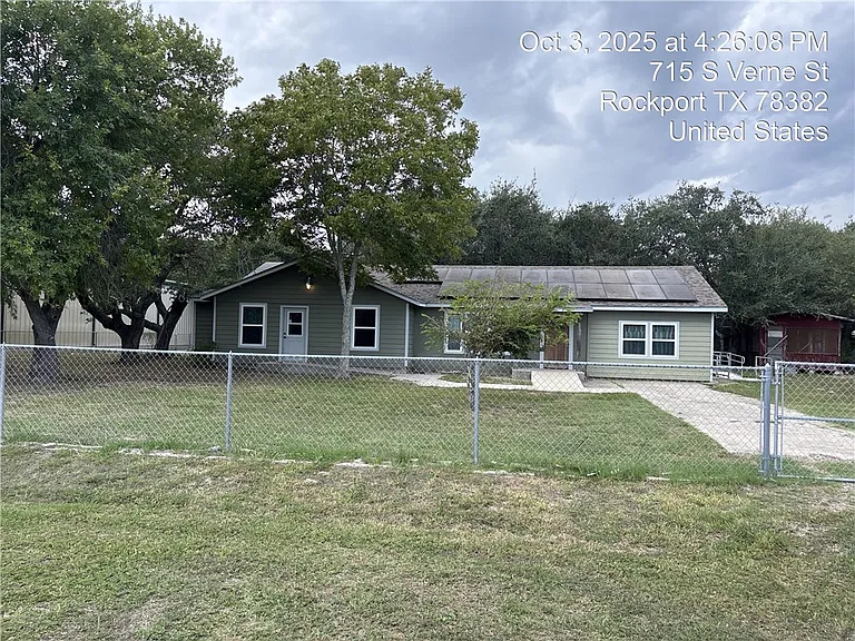 715 S Verne St — Photo 1