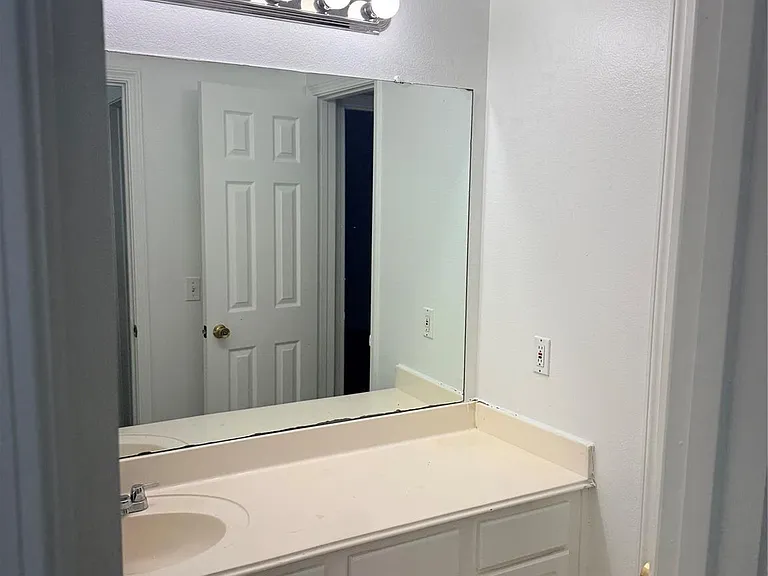 2126 Hadden Hollow Dr — Photo 8