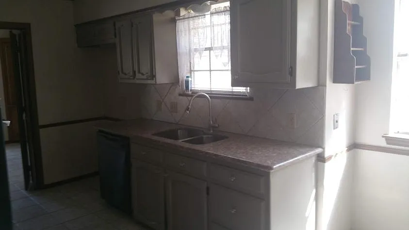 10158 Azrok Ave — Photo 3