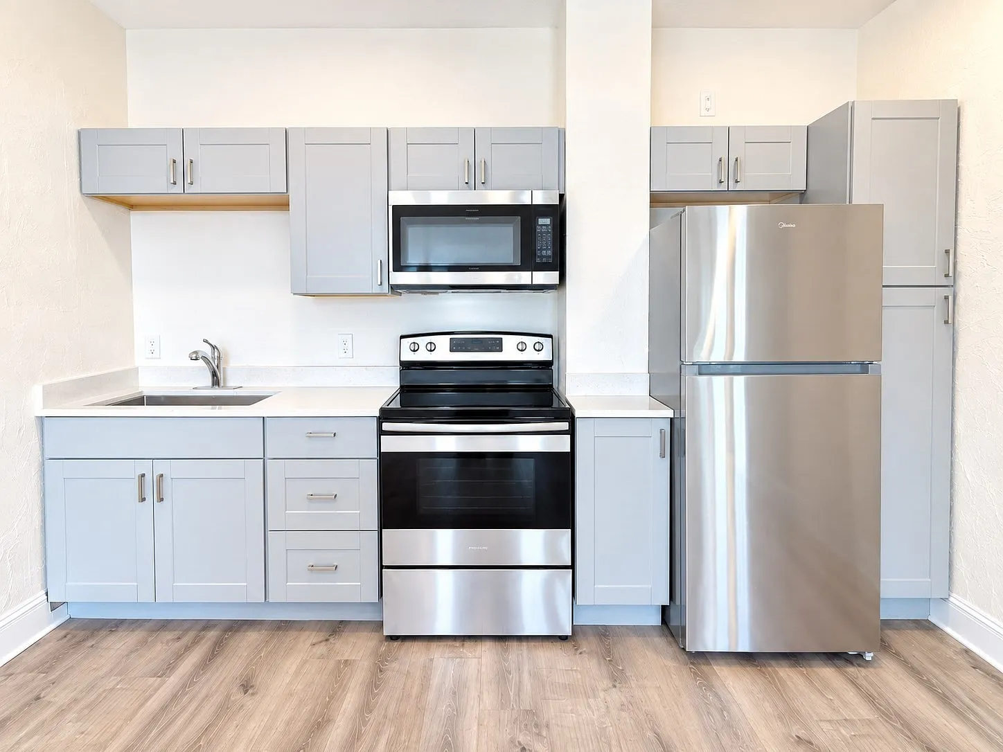 2 bed, 1.0 bath, 1000 sqft, $2,550 — Photo 2