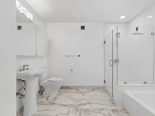 83 Walker Street image 10 of 13