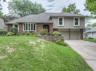 9131 Slater St, Overland Park, KS 66212