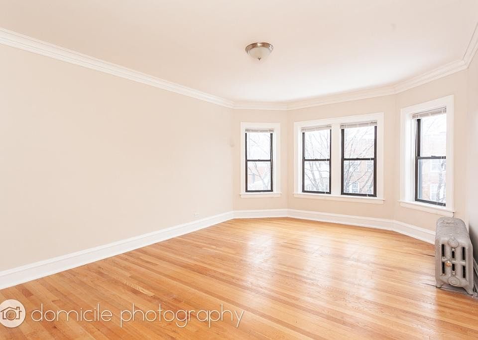 1st image of 4812 N Oakley Ave #X3