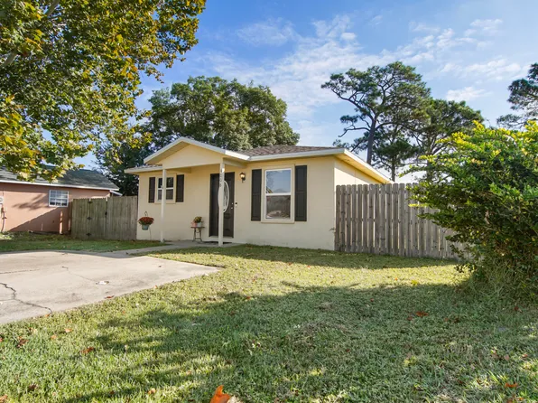 4008 Woodridge Rd, Panama City, FL 32405