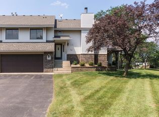 1554 Clemson Dr #B, Eagan, MN 55122