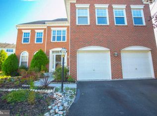8209 Calm Pond Ct, Manassas, VA 20111