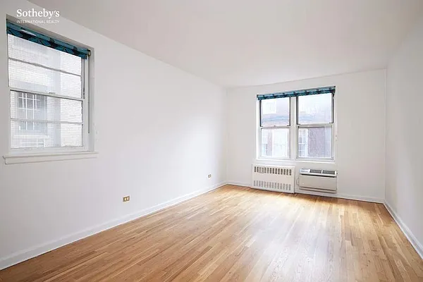 Sold by Sotheby's International Realty | media 11