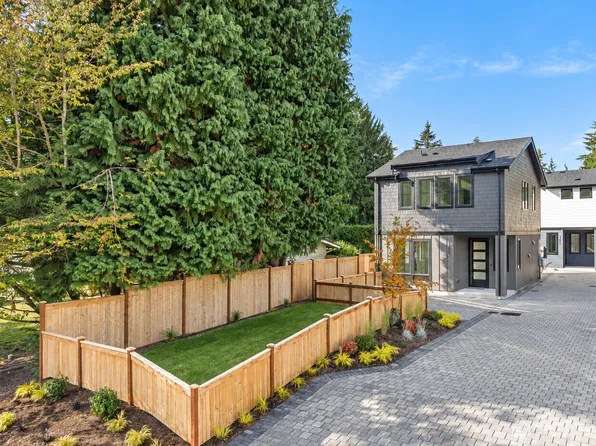 13807 84th Lane NE, Kirkland, WA 98034
