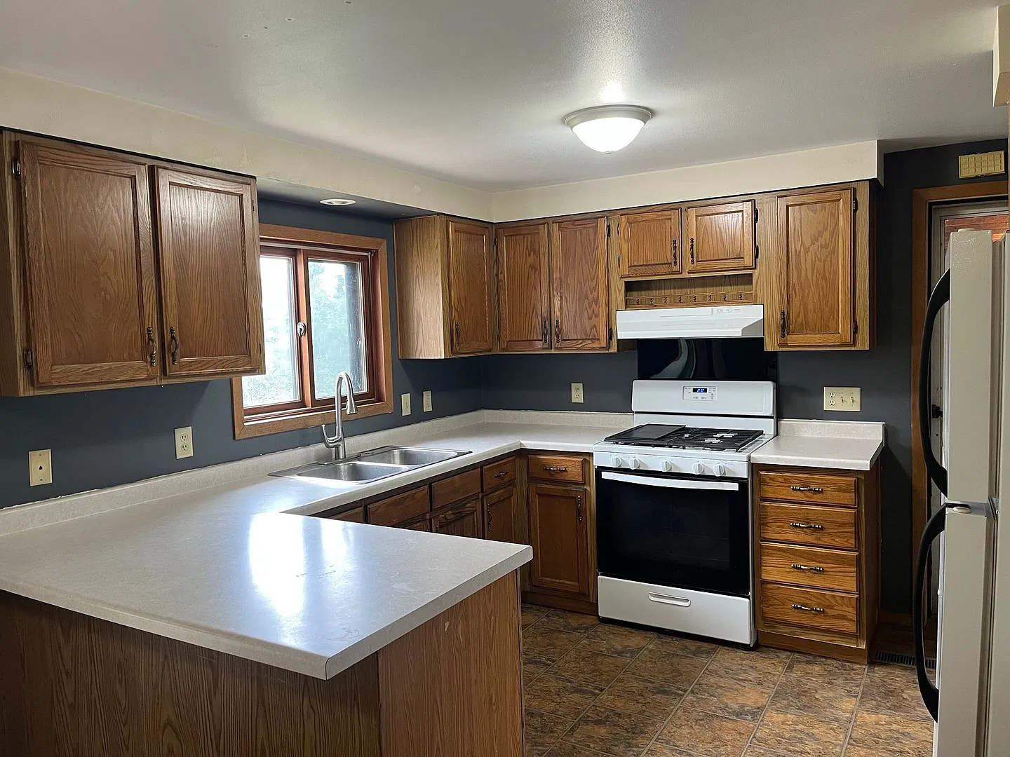 3 Bed 1 Bath Single Family Home in Lily — Photo 1