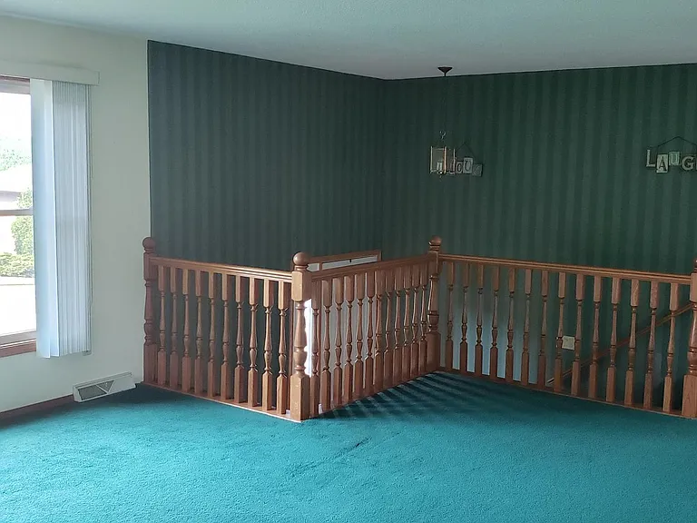 3870 Hillcrest Rd — Photo 10