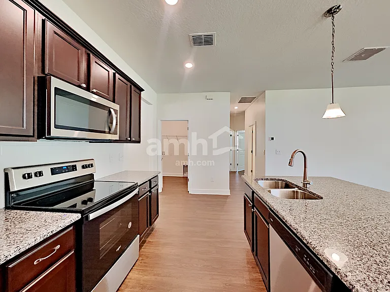 2812 Wilder Meadows Ln — Photo 4