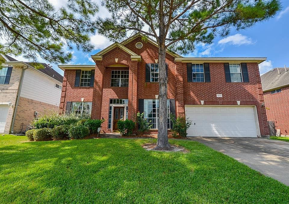 1st image of 10131 White Oak Trail Ln