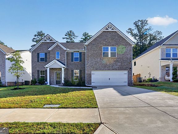 4th image of 3117 Thicket Ln