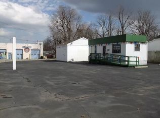 1240 E Kearney St, Springfield, MO 65803