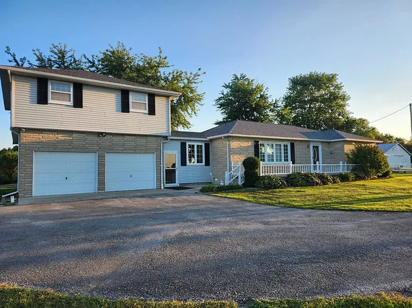 518 E Lancaster Rd, West Salem, IL 62476