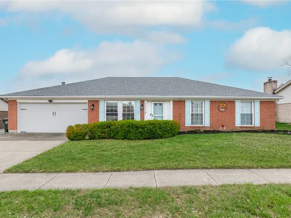 2110 Sir Lockesley Dr, Miamisburg, OH 45342