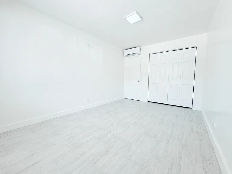 521 S Federal Hwy #3 — Photo 12