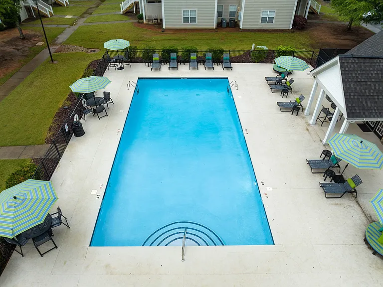 Maple Village Apartments — Photo 41