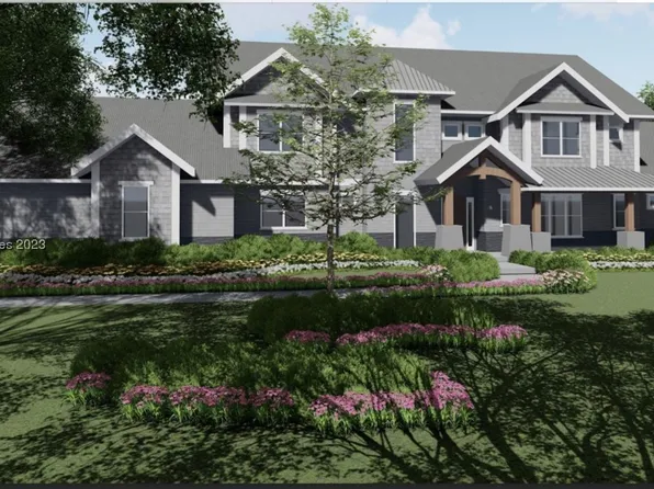 2 Troon Dr, Hilton Head Island, SC 29928
