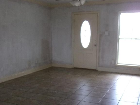 2nd image of 127 Country Living Dr