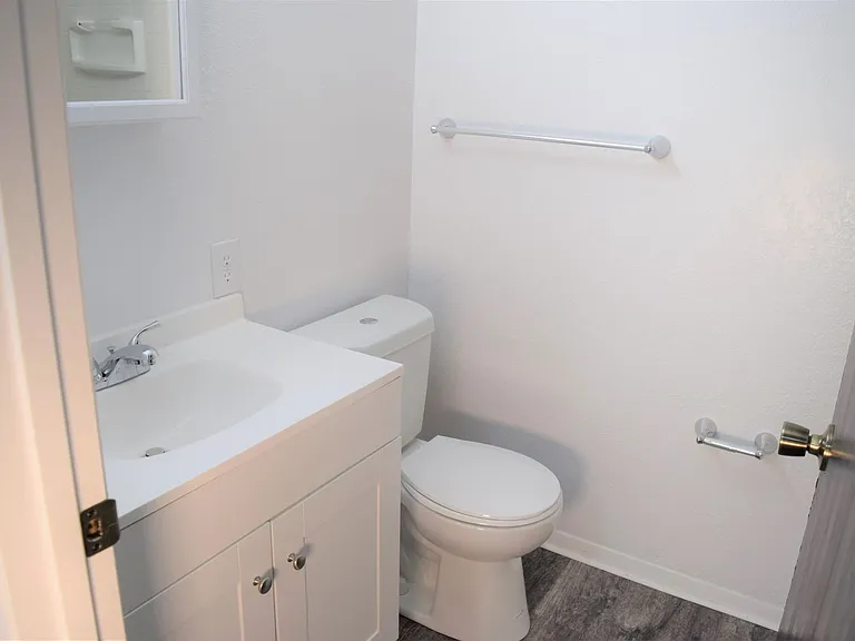 207 Valley Ave #1-6 — Photo 7
