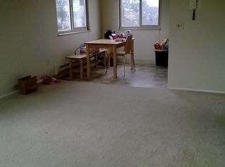 617 N 49th St #5, Seattle, WA 98103