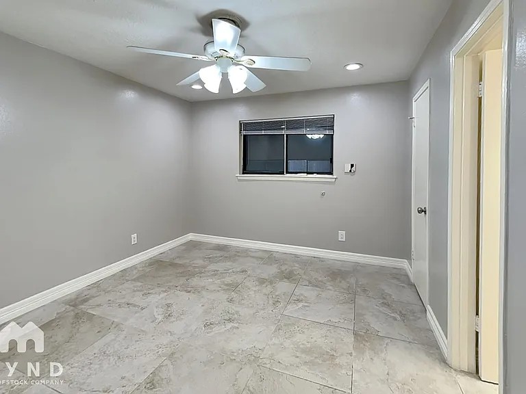 10503 Kirkdale Dr — Photo 6