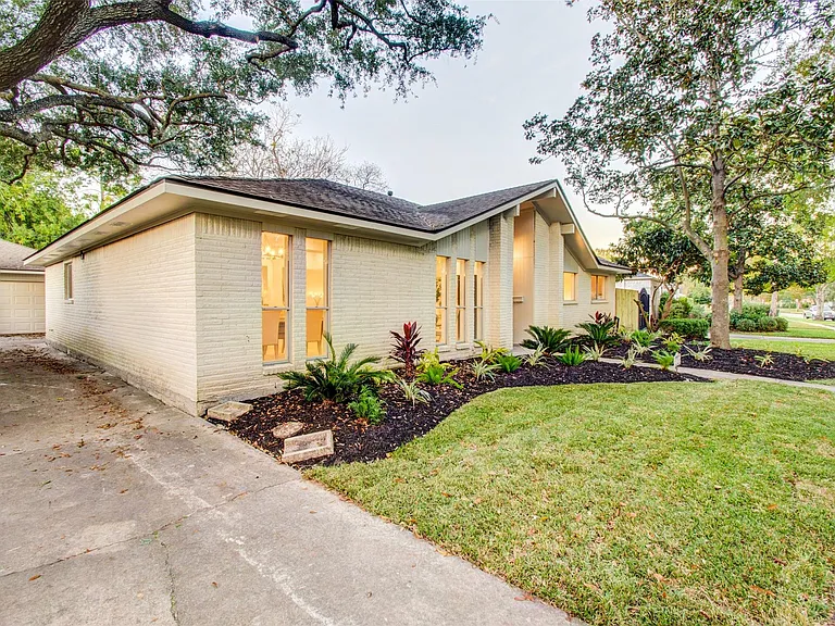 5730 Birdwood Rd — Photo 28