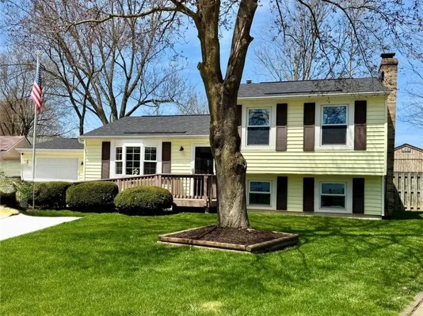 666 Southwood Dr, Ravenna, OH 44266