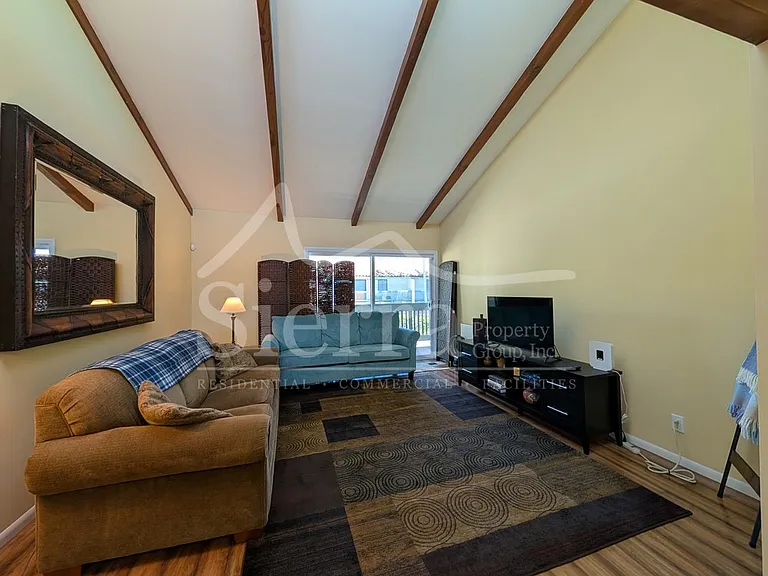37 Dearborn Pl #80 — Photo 2