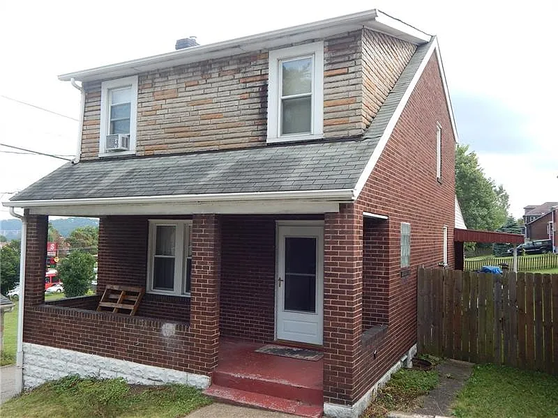 306 Glenn St photo 1