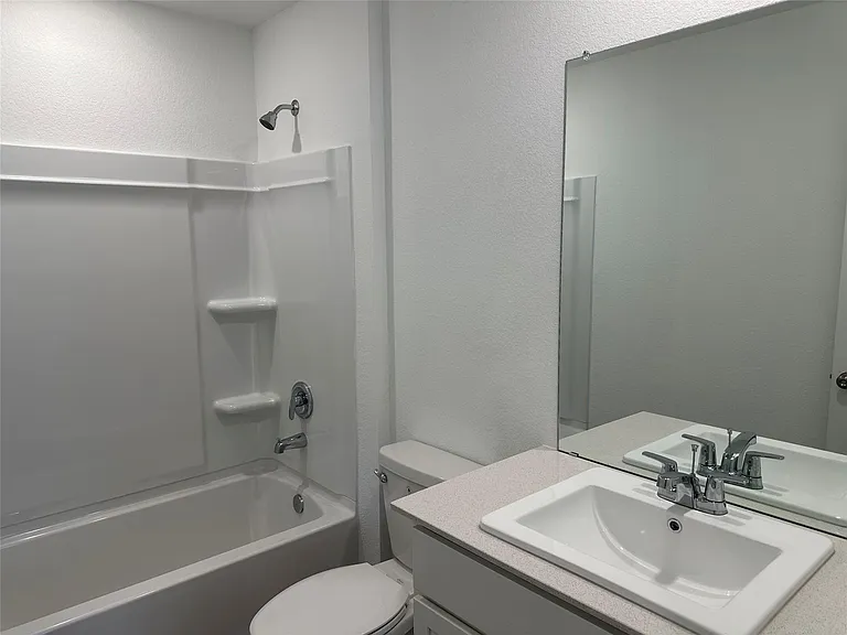 15131 Willowater Dr — Photo 20