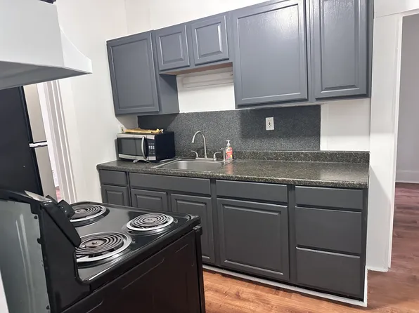 15 Winchester Ave #1, New Haven, CT 06511
