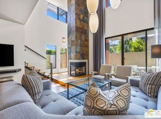 747 E Arenas Rd, Palm Springs, CA 92262