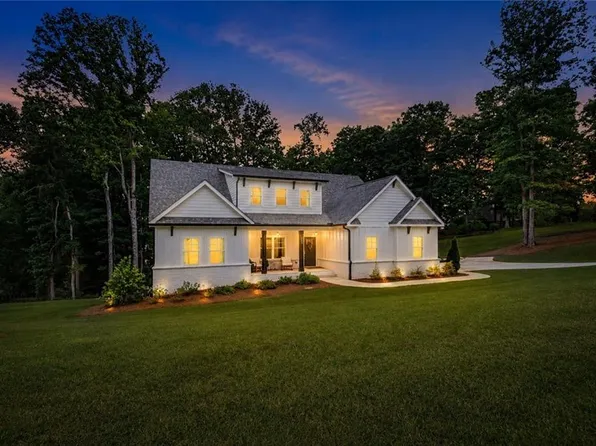 727 Old Collins Rd, Hoschton, GA 30548