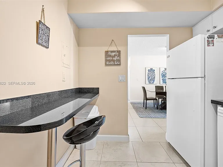 500 Bayview Dr #325 — Photo 36